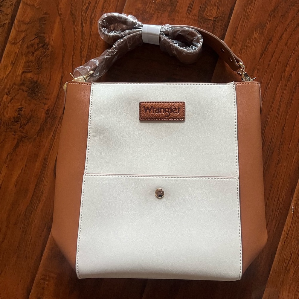 Brand new wrangler bag